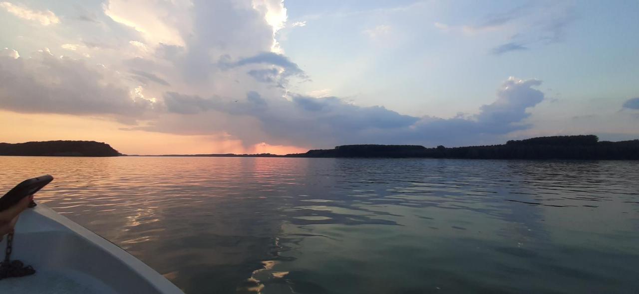 Хотел Лодката Тутракан Екстер'єр фото